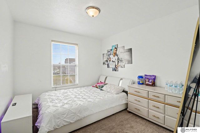 8773 Kimball Street, Omaha, NE 68122