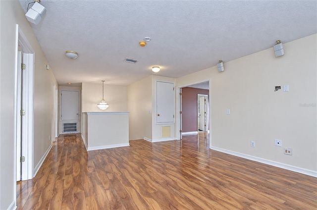 10924 SUBTLE TRAIL DRIVE, Riverview, FL 33579