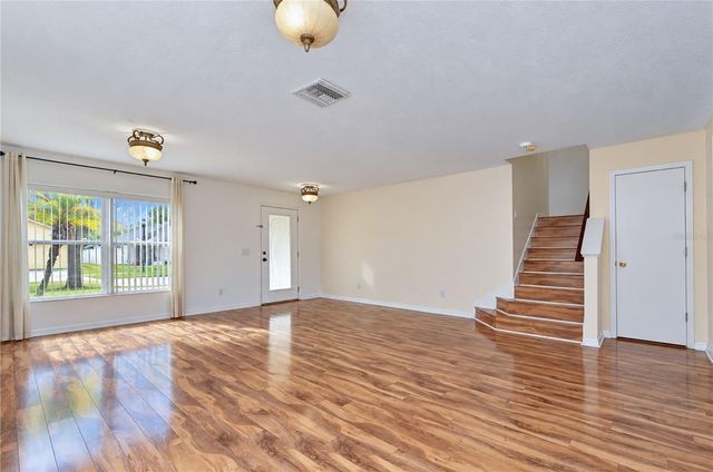10924 SUBTLE TRAIL DRIVE, Riverview, FL 33579