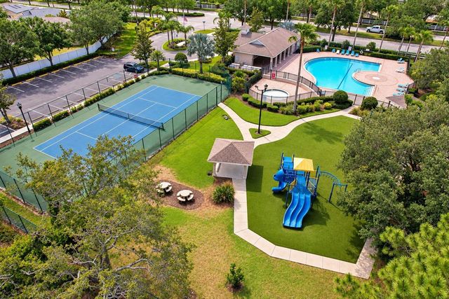 10924 SUBTLE TRAIL DRIVE, Riverview, FL 33579