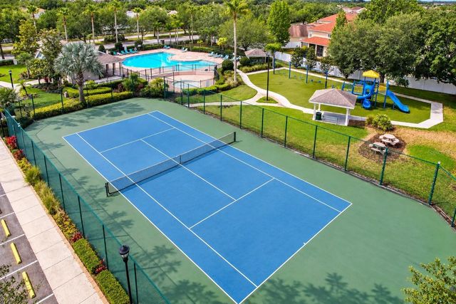 10924 SUBTLE TRAIL DRIVE, Riverview, FL 33579