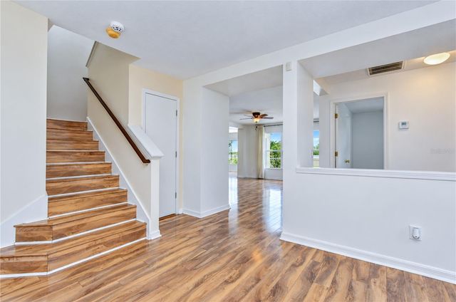 10924 SUBTLE TRAIL DRIVE, Riverview, FL 33579