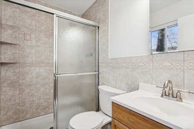 61 Rock Spring Road APT 37, Stamford, CT 06906