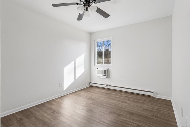 61 Rock Spring Road APT 37, Stamford, CT 06906