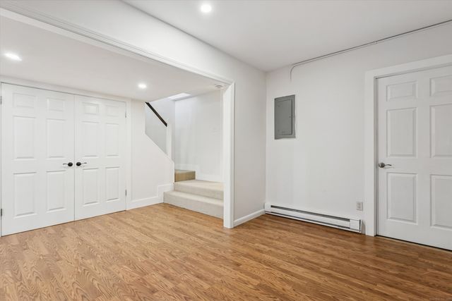 61 Rock Spring Road APT 37, Stamford, CT 06906