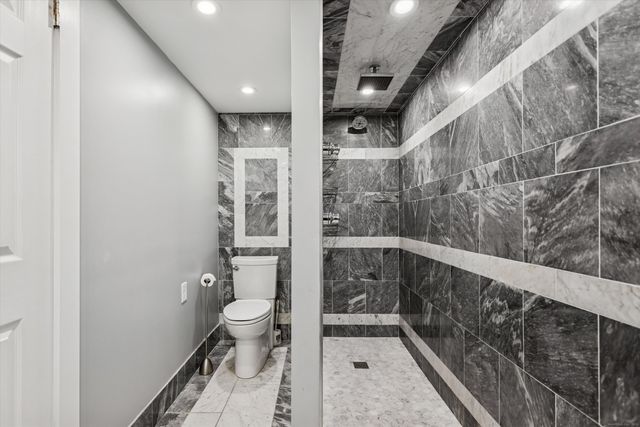 61 Rock Spring Road APT 37, Stamford, CT 06906