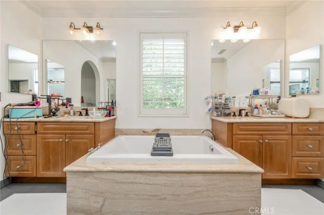 579 Boxwood Lane, Azusa, CA 91702