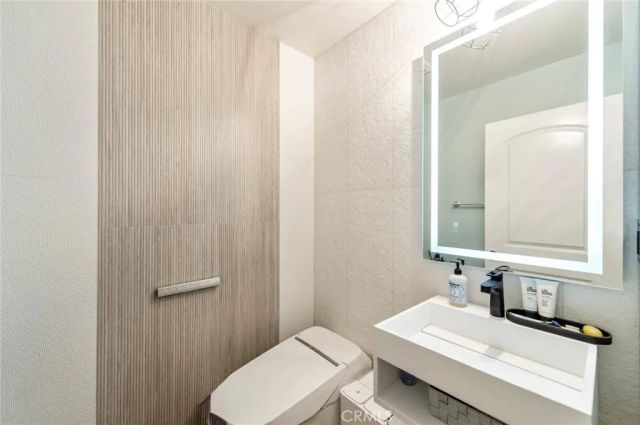 579 Boxwood Lane, Azusa, CA 91702