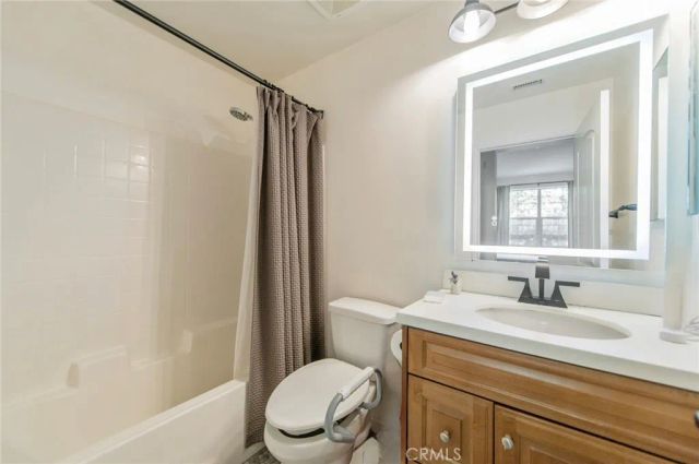 579 Boxwood Lane, Azusa, CA 91702