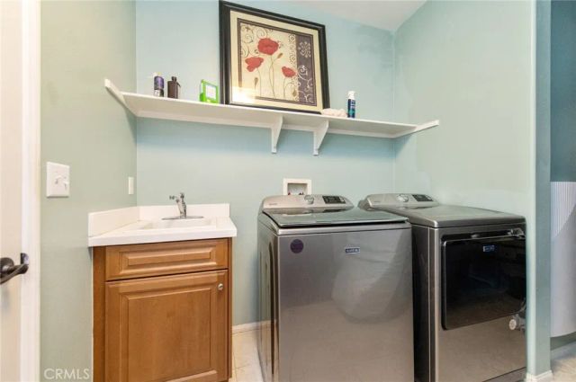 579 Boxwood Lane, Azusa, CA 91702