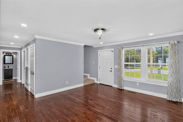 152 Bill Stewart Blvd, La Vergne, TN 37086