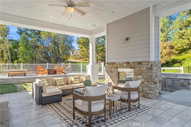 19367 Via De La Cielo, Yorba Linda, CA 92886