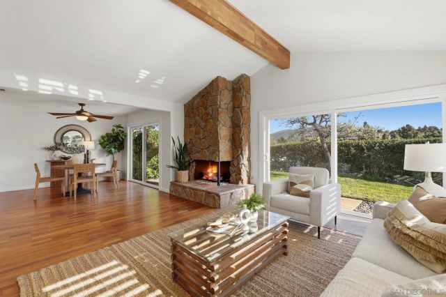 1321 El Corral Ln, San Marcos, CA 92078