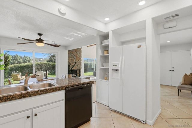 1321 El Corral Ln, San Marcos, CA 92078