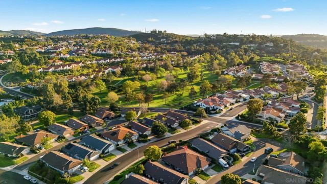 1321 El Corral Ln, San Marcos, CA 92078