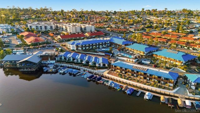 1321 El Corral Ln, San Marcos, CA 92078