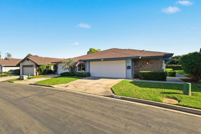 1321 El Corral Ln, San Marcos, CA 92078