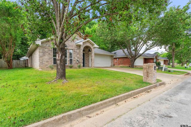 541 Frederick Cir, Flint, TX 75762