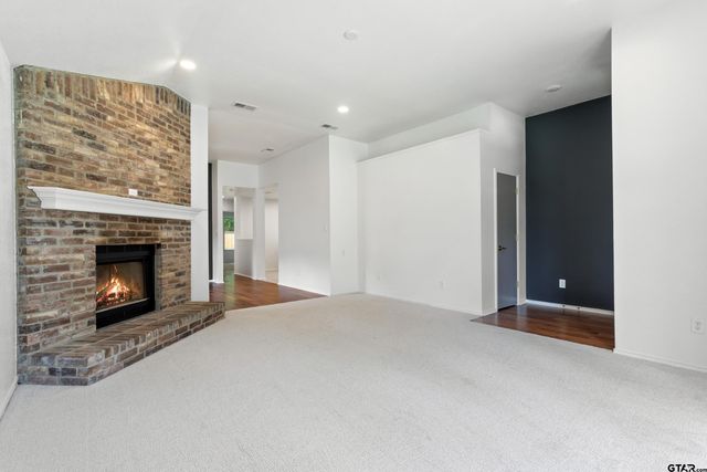 541 Frederick Cir, Flint, TX 75762