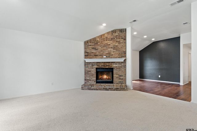 541 Frederick Cir, Flint, TX 75762