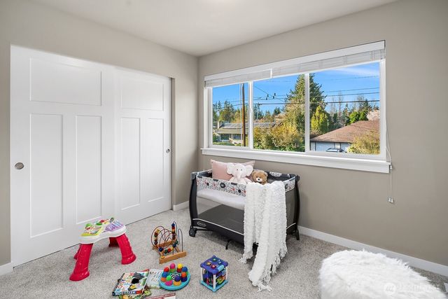 4802 236th Street SW, Mountlake Terrace, WA 98043