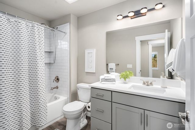 4802 236th Street SW, Mountlake Terrace, WA 98043