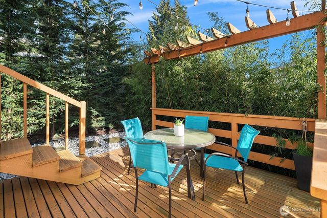 4802 236th Street SW, Mountlake Terrace, WA 98043