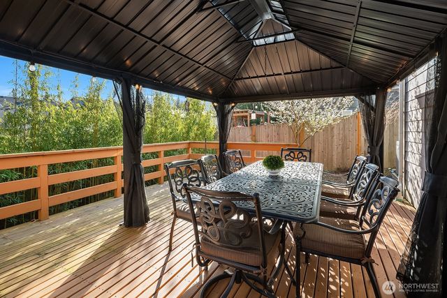 4802 236th Street SW, Mountlake Terrace, WA 98043