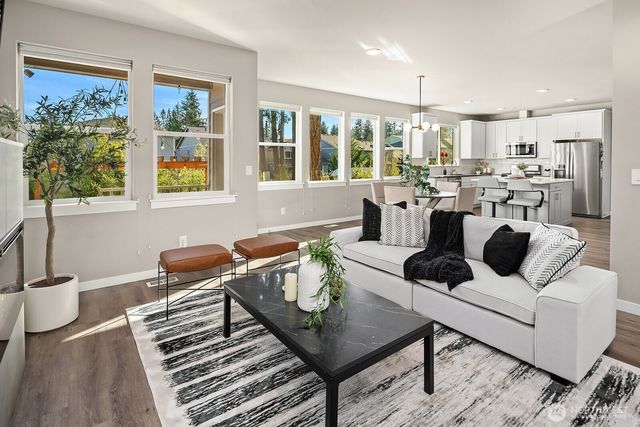 4802 236th Street SW, Mountlake Terrace, WA 98043