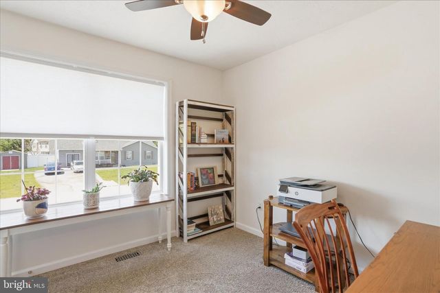 302 DICKENSON DRIVE, Inwood, WV 25428