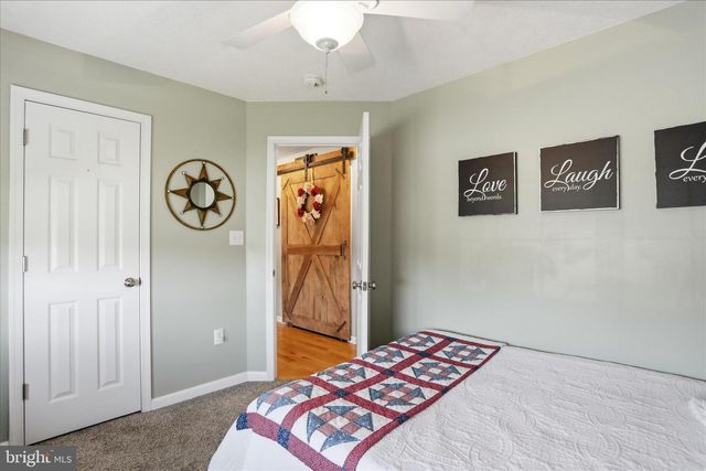 302 DICKENSON DRIVE, Inwood, WV 25428