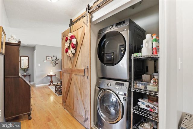 302 DICKENSON DRIVE, Inwood, WV 25428