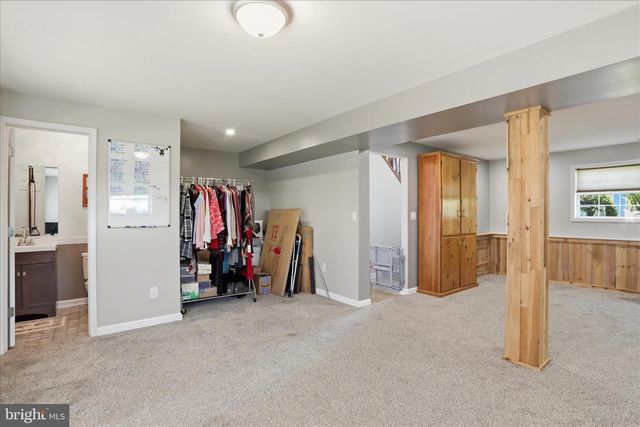 302 DICKENSON DRIVE, Inwood, WV 25428
