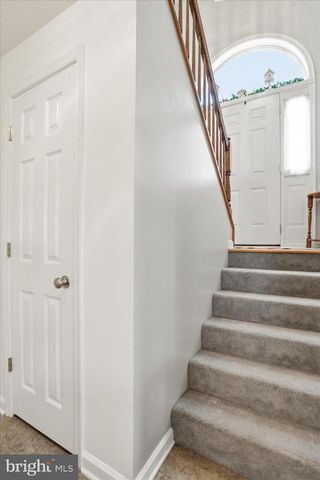 302 DICKENSON DRIVE, Inwood, WV 25428