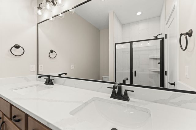 935 NW Rolland Road, Waukee, IA 50263