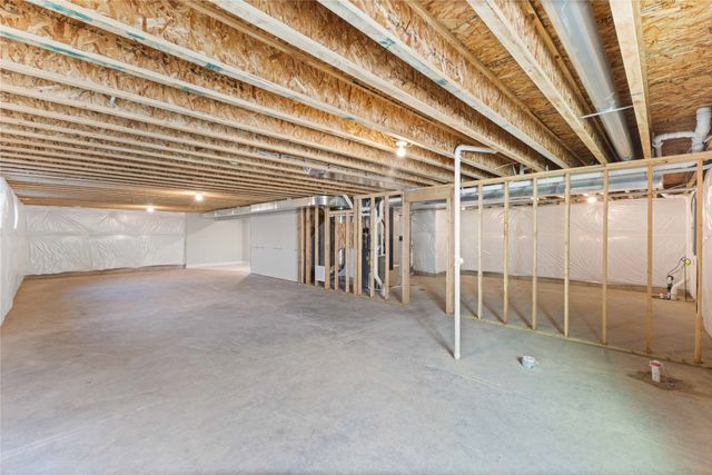 935 NW Rolland Road, Waukee, IA 50263