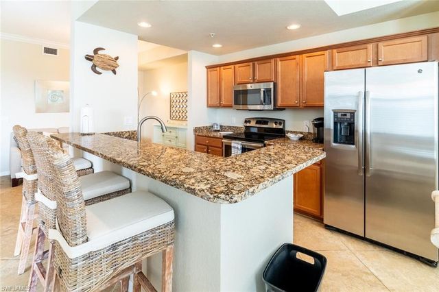 9731 Acqua CT 536, Naples, FL 34113