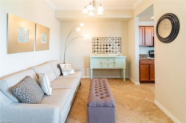 9731 Acqua CT 536, Naples, FL 34113