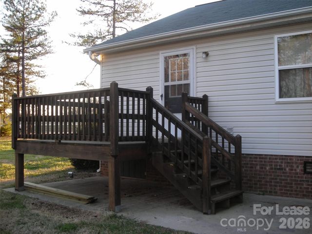 197 Isle of Pines Road, Mooresville, NC 28117