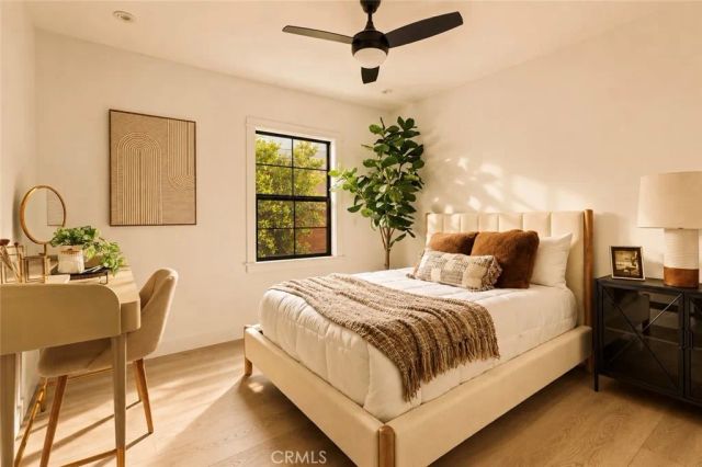 584 N Plymouth, Los Angeles, CA 90004