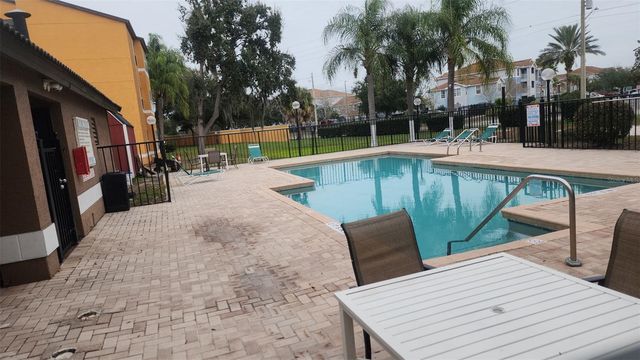 4540 COMMANDER DRIVE 2224, Orlando, FL 32822