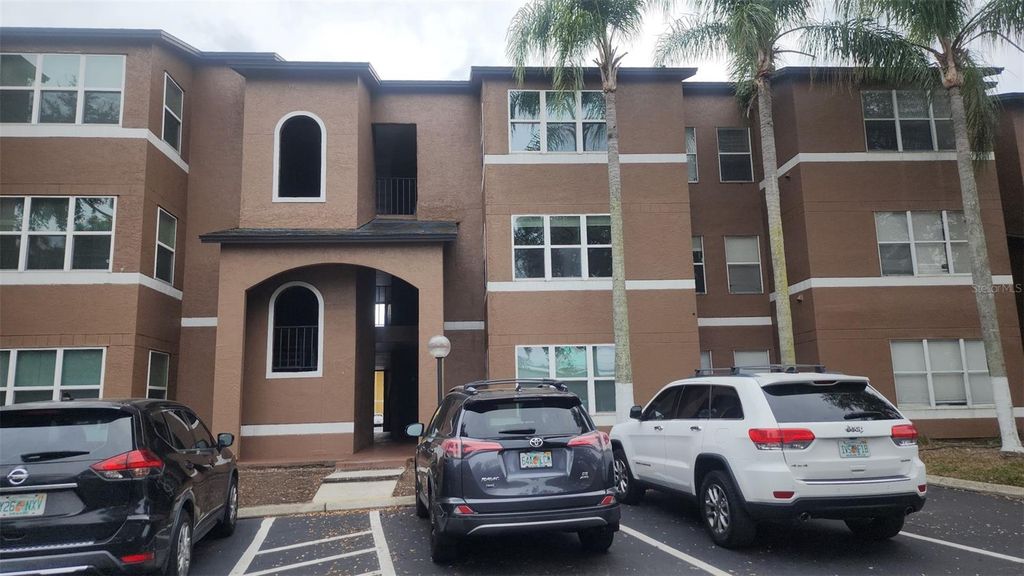 4540 COMMANDER DRIVE 2224, Orlando, FL 32822