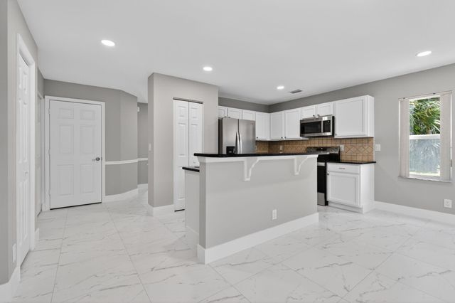 106 Fox Meadow Run, Jupiter, FL 33458
