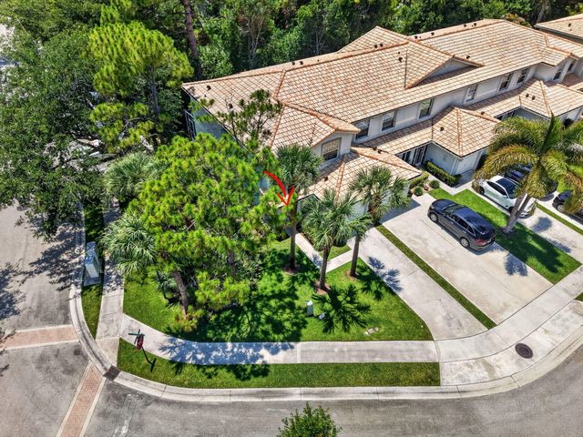 106 Fox Meadow Run, Jupiter, FL 33458