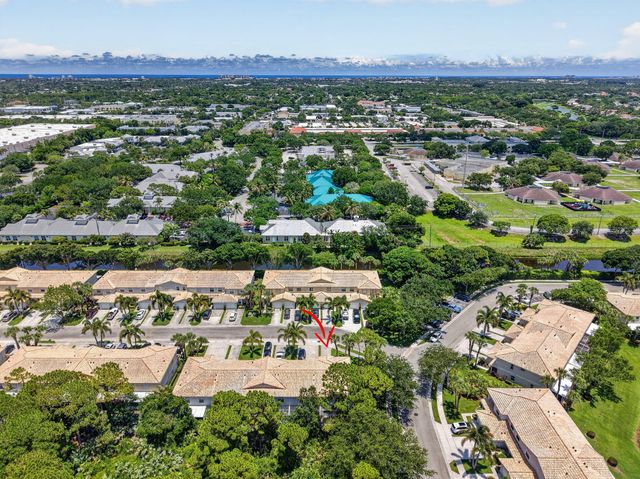 106 Fox Meadow Run, Jupiter, FL 33458