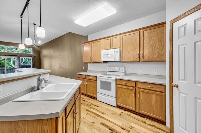 2394 Beech Street W, Rosemount, MN 55068