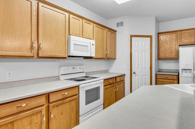 2394 Beech Street W, Rosemount, MN 55068