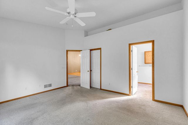 2394 Beech Street W, Rosemount, MN 55068