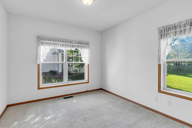 2394 Beech Street W, Rosemount, MN 55068