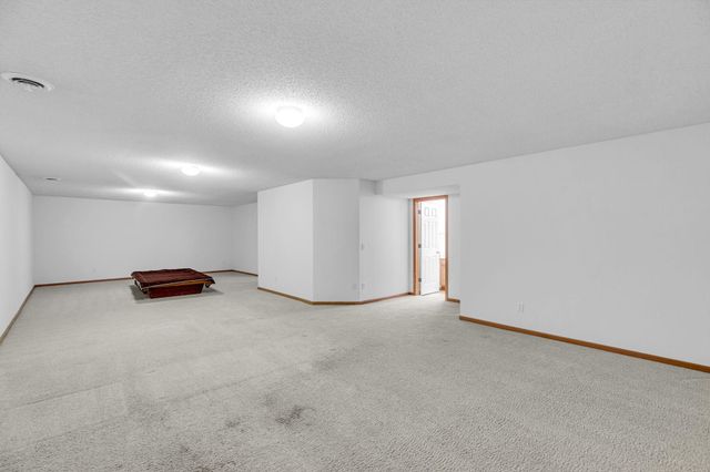 2394 Beech Street W, Rosemount, MN 55068